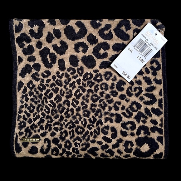 NWT Michael Kors Infinity Loop Leopard Cheetah Print Black/Camel scarf MSRP $58 - Picture 6 of 8